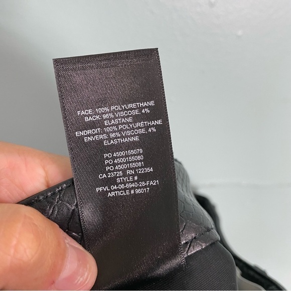 Aritzia Wilfred Melina Pant Snakeskin Croc Faux Vegan Leather Pants Ankle Sz 4 - Picture 6 of 7